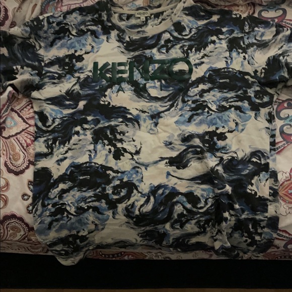 KENZO Logo Cloud Graphic T-Shirt - Picture 3 of 5